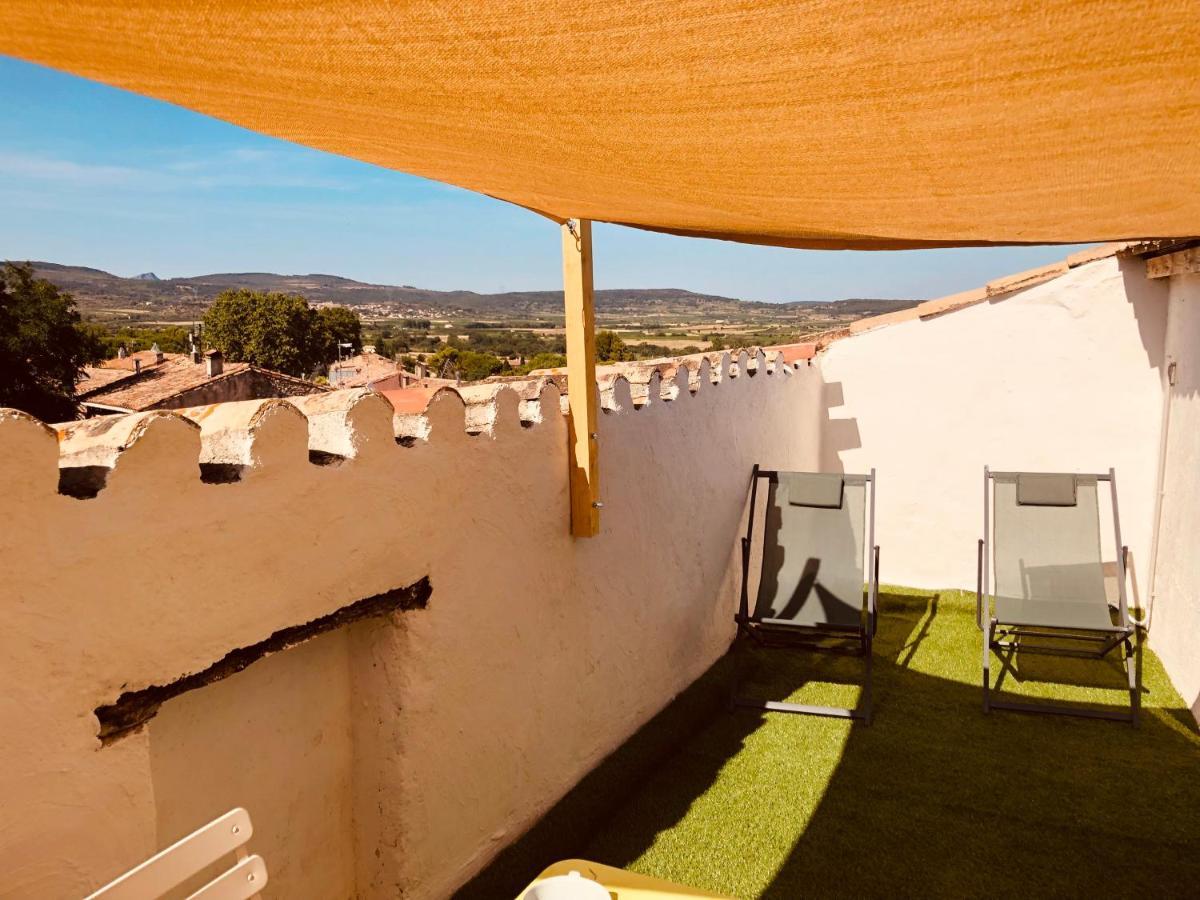 Appartement Au Dernier Etage Avec Terrasse Et Belle Vue Sur Nature Environnante Roujan Exteriör bild